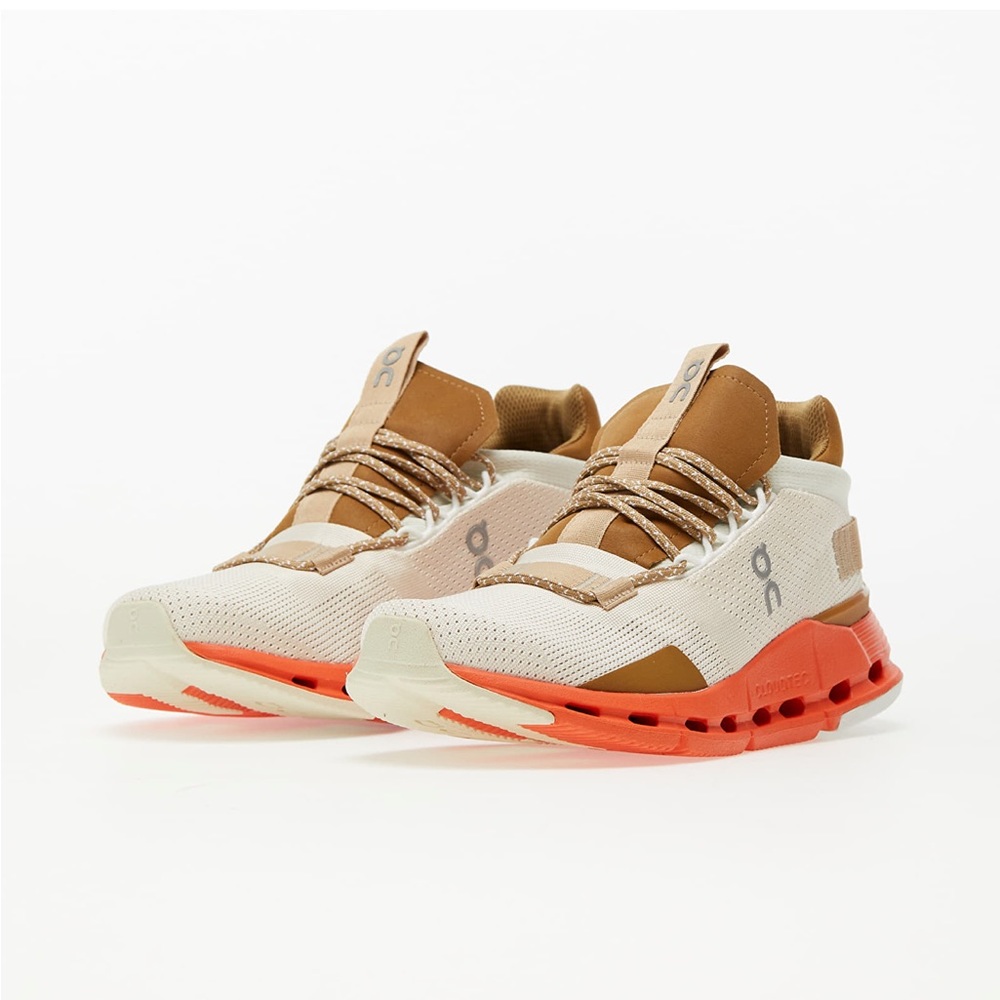 On Running Cloudnovas